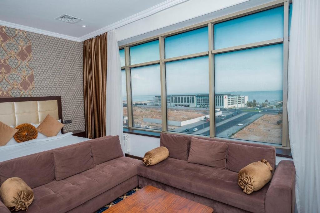 Баку: Corniche Hotel Baku