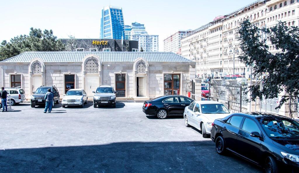 Баку: Corniche Hotel Baku