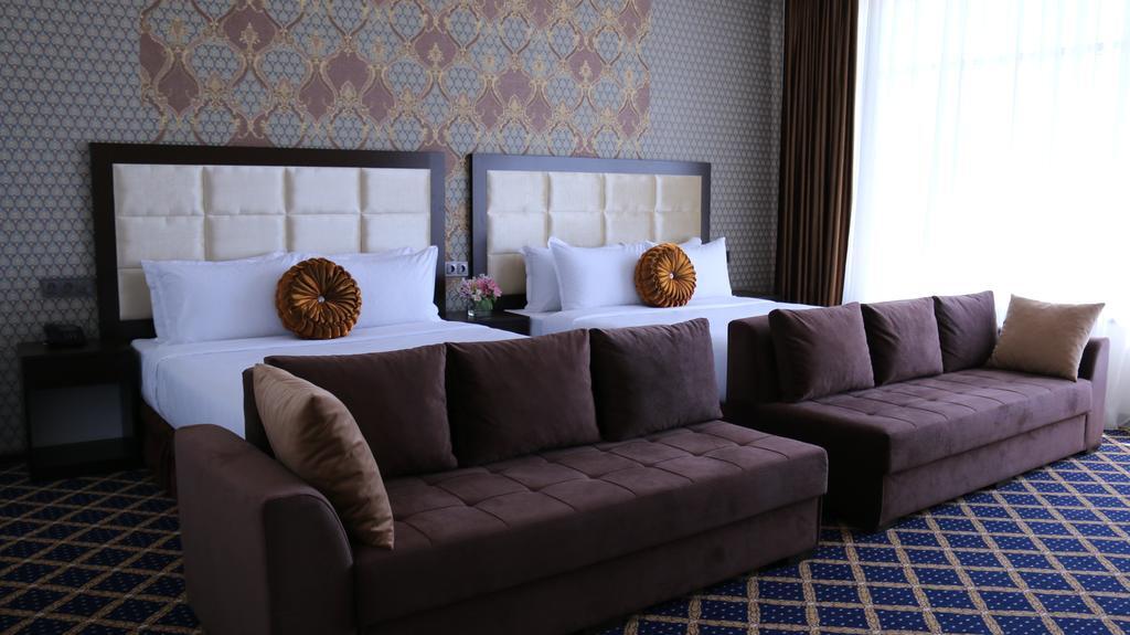 Баку: Corniche Hotel Baku