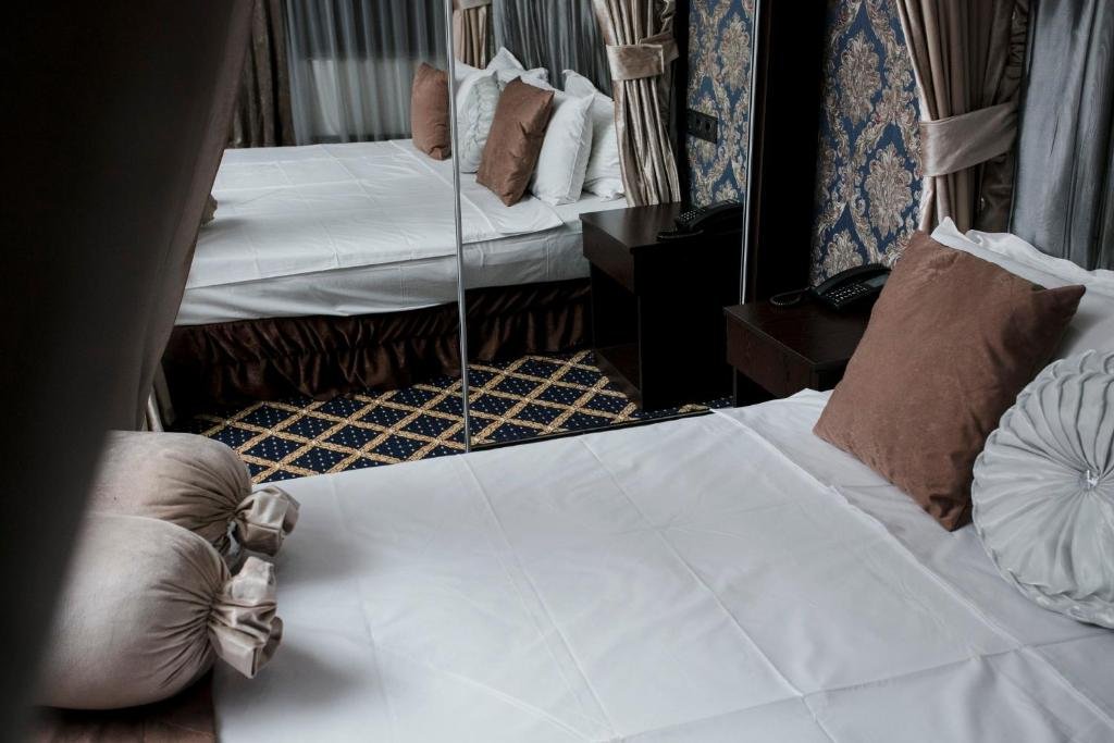 Баку: Corniche Hotel Baku