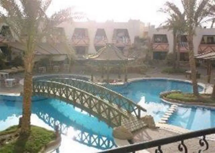 Шарм-эш-Шейх (Шарм-эль-Шейх): Dolphina Country Club