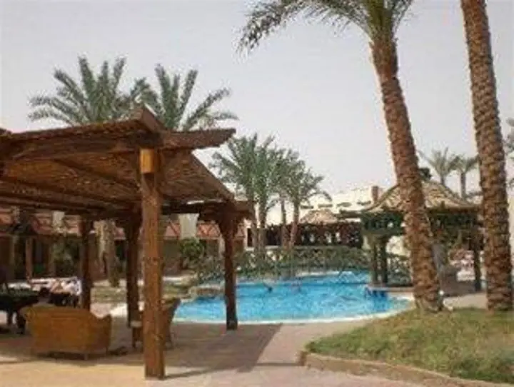 Шарм-эш-Шейх (Шарм-эль-Шейх): Dolphina Country Club