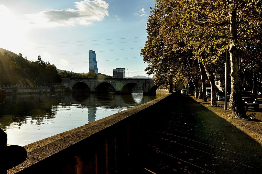 Тбилиси: Отель River View Hotel Tbilisi