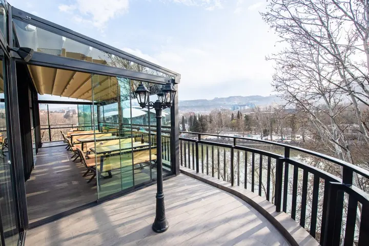 Тбилиси: Отель River View Hotel Tbilisi