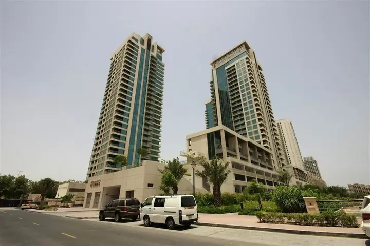 Дубай: HiGuests Vacation Homes - Golf Towers