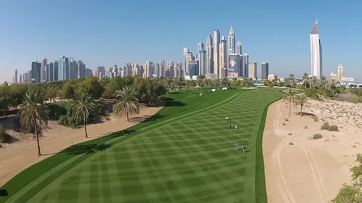Дубай: HiGuests Vacation Homes - Golf Towers