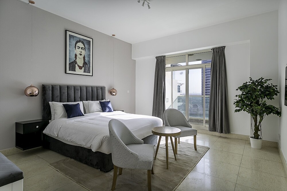 Дубай: One Perfect Stay - Marina Mansions