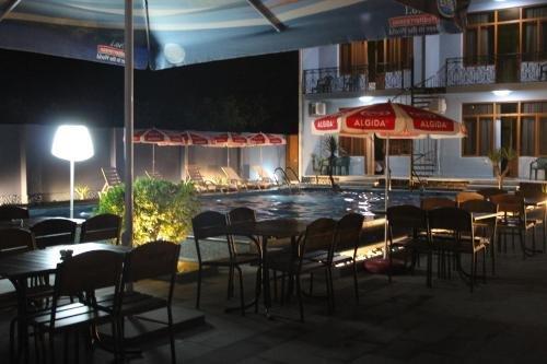 Батуми: Hotel Shore House