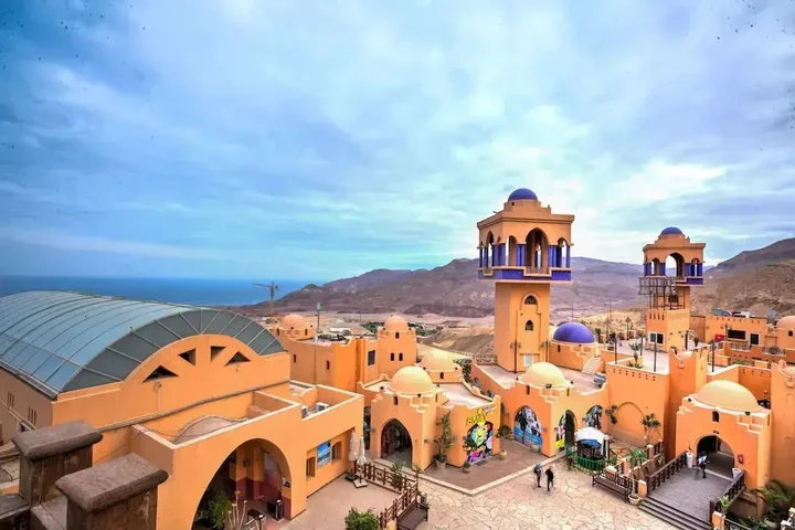 Айн-Сохна: El Jabal Sokhna Hotel
