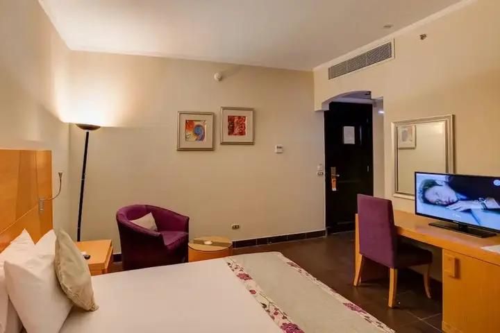 Айн-Сохна: El Jabal Sokhna Hotel