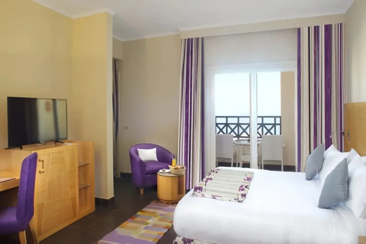 Айн-Сохна: El Jabal Sokhna Hotel