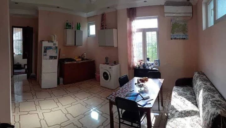 Батуми: Hostel Friday