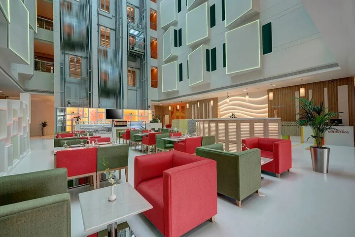 Дубай: Al Khoory Atrium Hotel