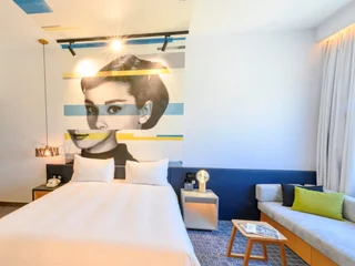 Дубай: Studio One Hotel