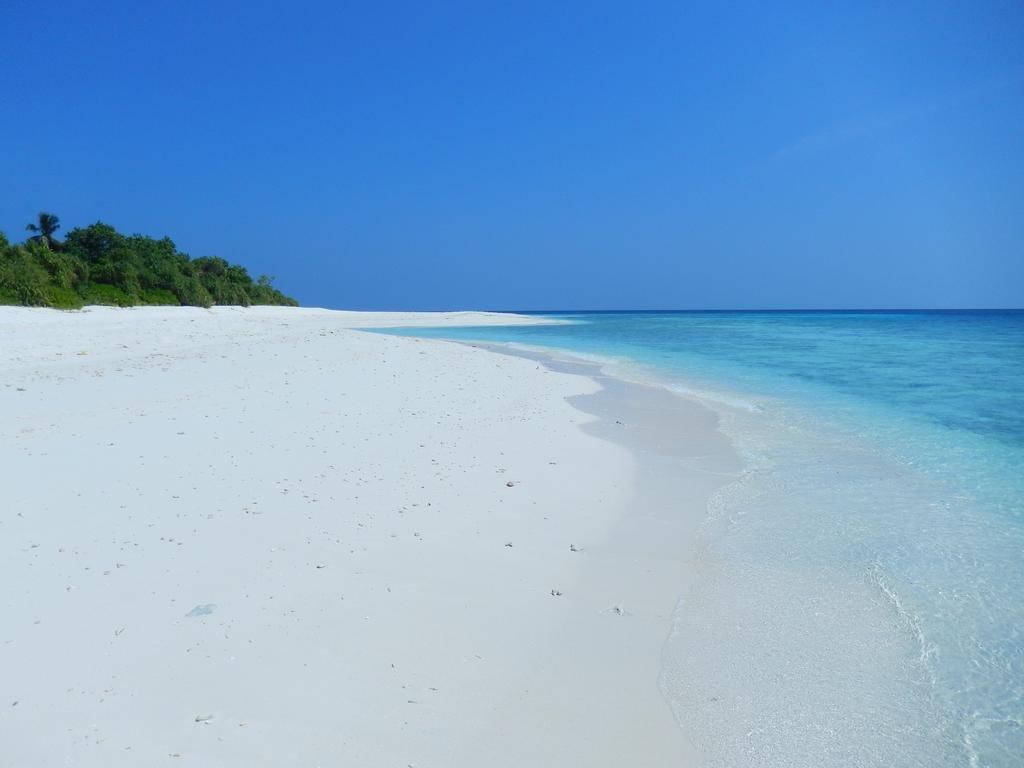 Атолл Алиф-Алиф: Отель Viluveli Beach Maldives