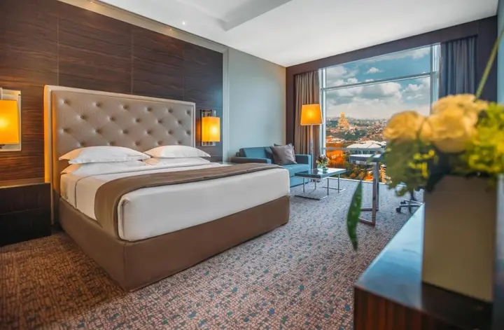 Тбилиси: Отель The Biltmore Tbilisi