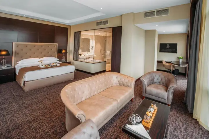 Тбилиси: Отель The Biltmore Tbilisi