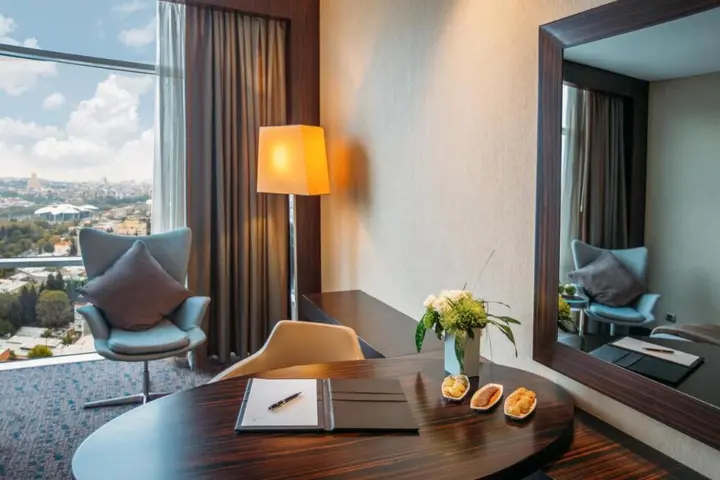 Тбилиси: Отель The Biltmore Tbilisi