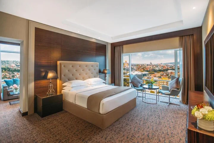 Тбилиси: Отель The Biltmore Tbilisi