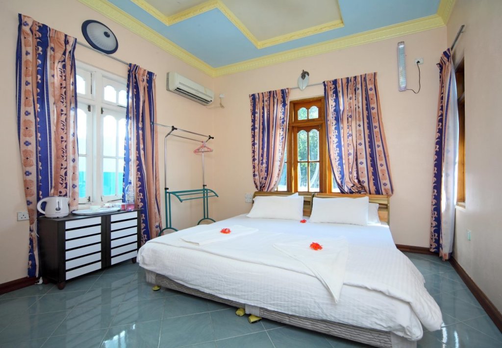 Najaf Lakeview Guest House — фото 2