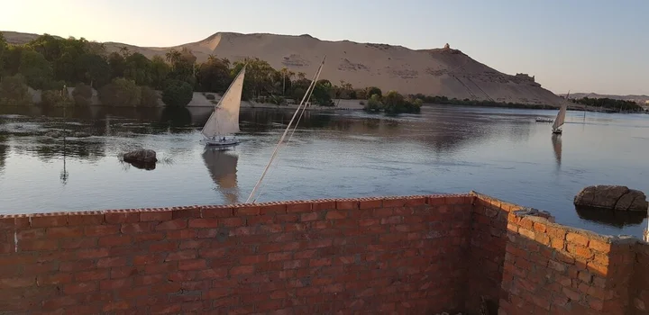 Асуан: Taharka Nubian House