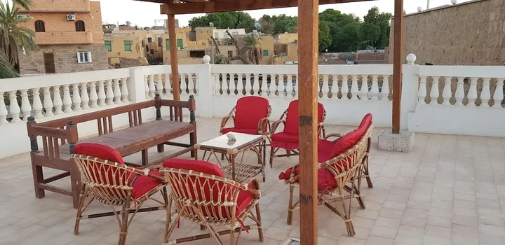 Асуан: Taharka Nubian House