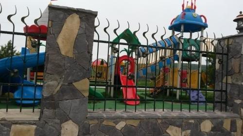 Губа: RA Guest House