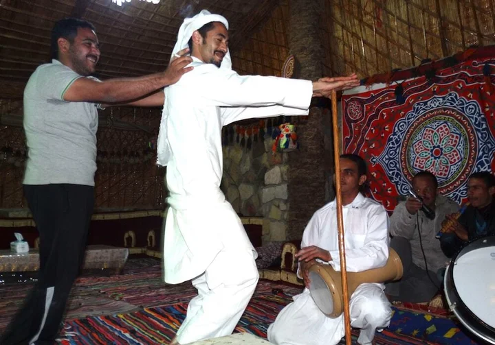Аль-Бавити: Bedouin Castle Hotel & Safari