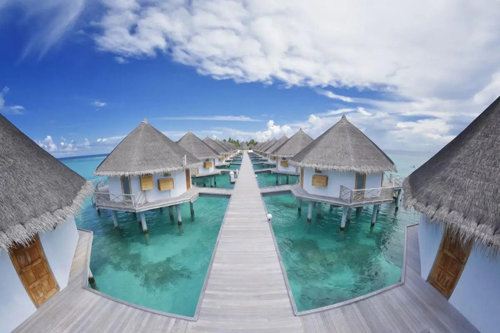 Атолл Алиф-Дхаалу: Angaga Island Resort & Spa