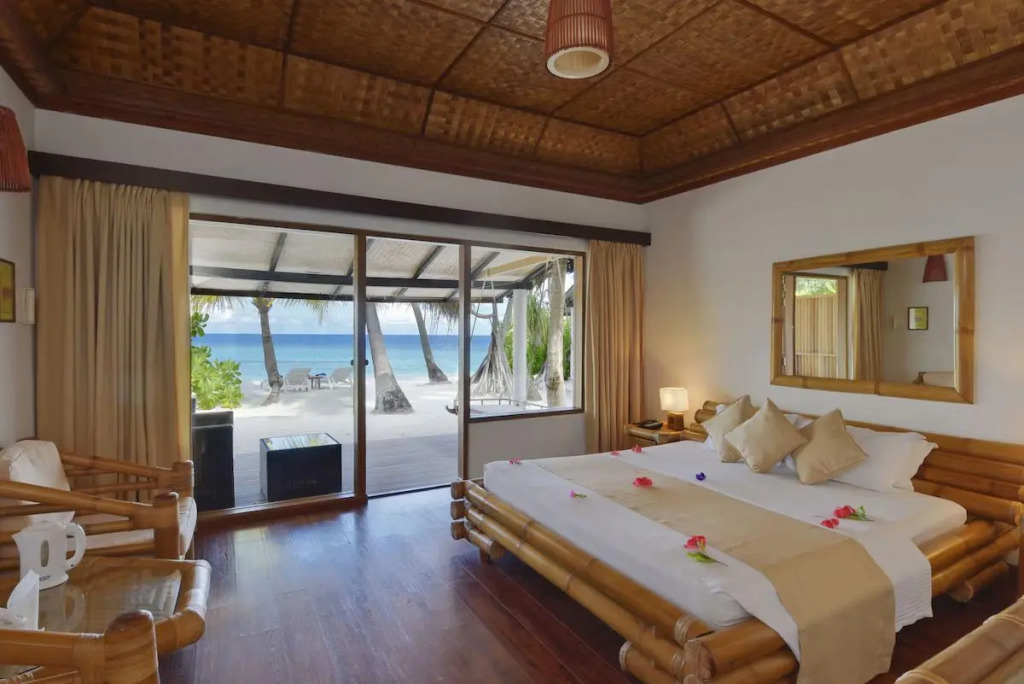 Атолл Алиф-Дхаалу: Angaga Island Resort & Spa