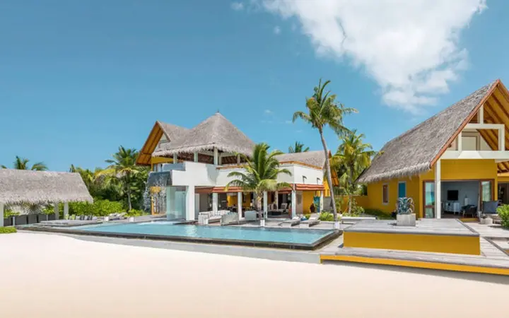 Атолл Баа: Four Seasons Resort Maldives at Landaa Giraavaru