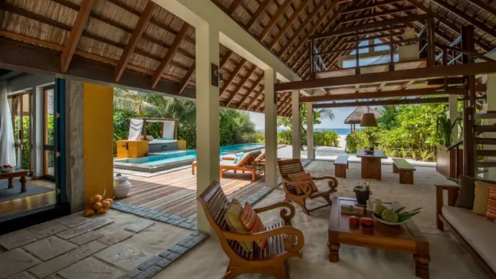 Атолл Баа: Four Seasons Resort Maldives at Landaa Giraavaru