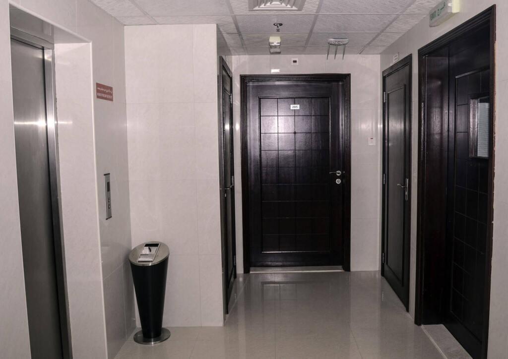 Аджман: Al Khaleej Plaza Hotel Apartments