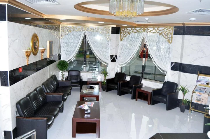 Аджман: Al Khaleej Plaza Hotel Apartments