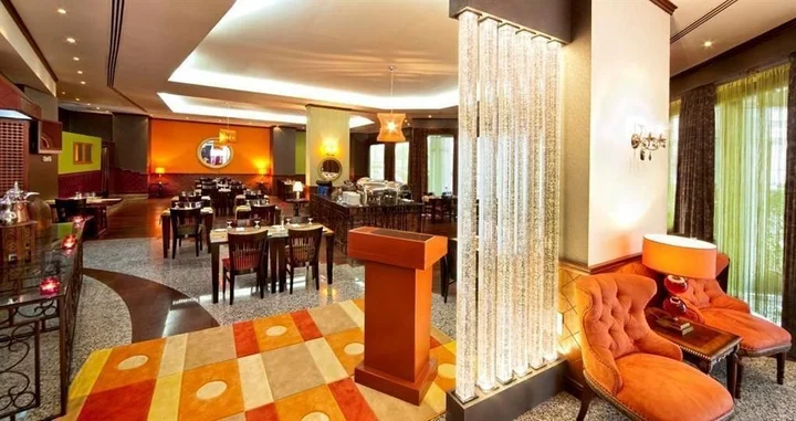 Дубай: Coral Oriental Dubai