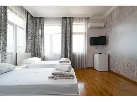 Батуми: Sunny Hotel Batumi