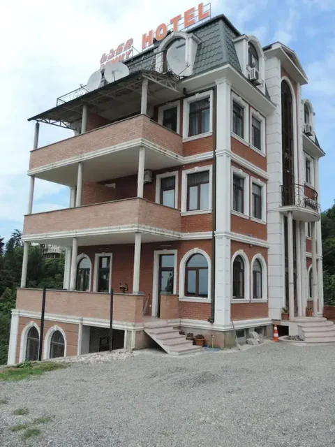 Батуми: Sunny Hotel Batumi