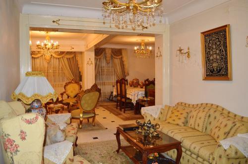 Александрия: Private Room in Alexandria