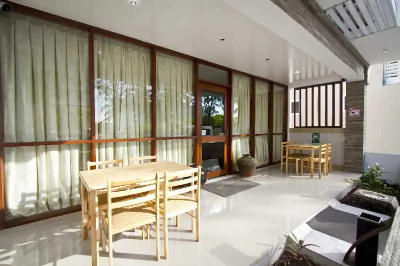Северный атолл Мале: Newtown Inn Royal