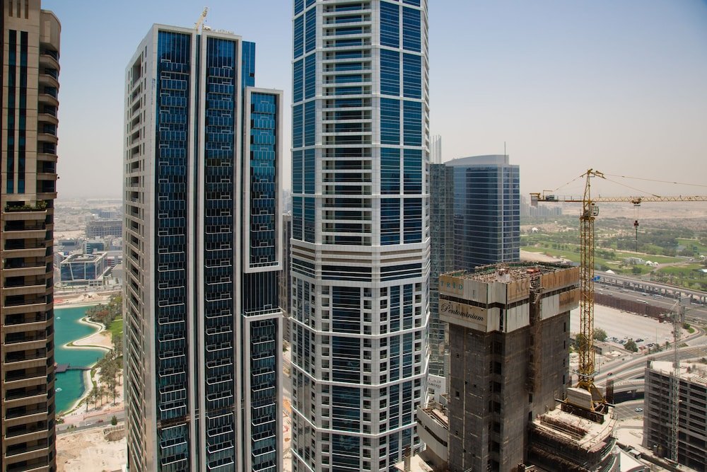 Дубай: HiGuests Vacation Homes - Sulafa Tower