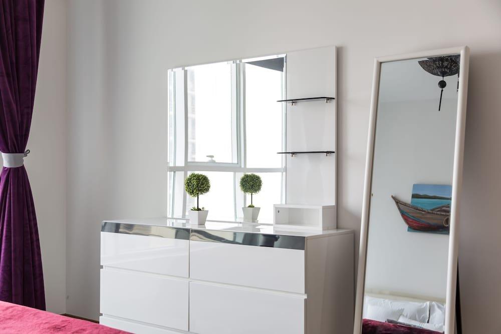 Дубай: HiGuests Vacation Homes - Sulafa Tower