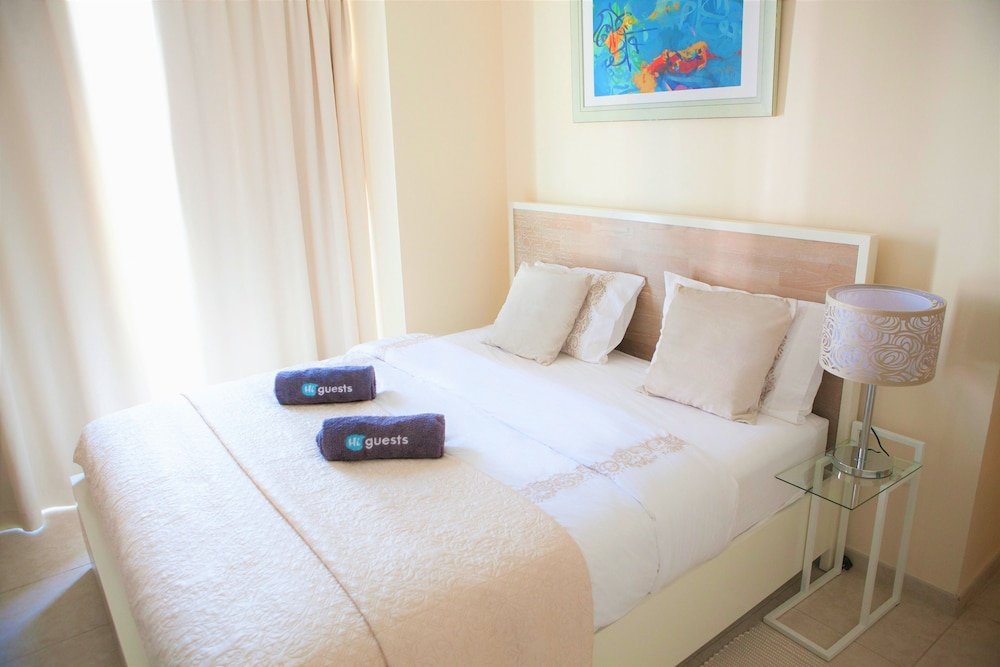 Дубай: HiGuests Vacation Homes - Al Majara 2
