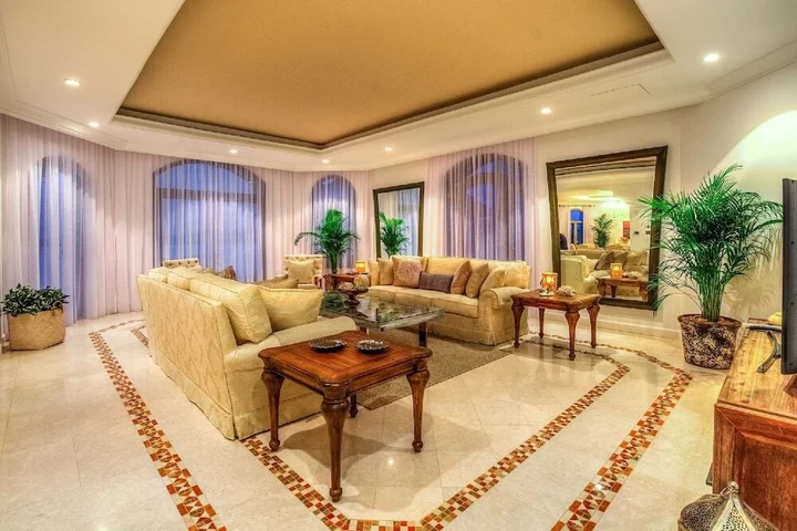 Дубай: Villa Sunset Beach Palm Jumeirah