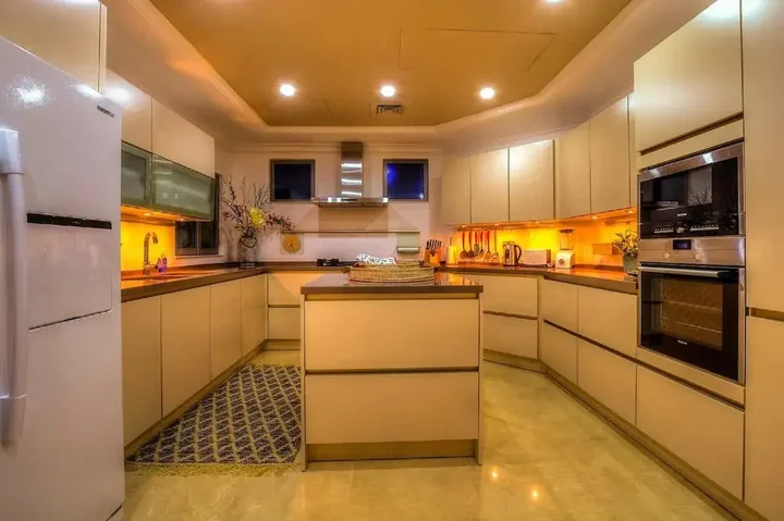 Дубай: Villa Sunset Beach Palm Jumeirah