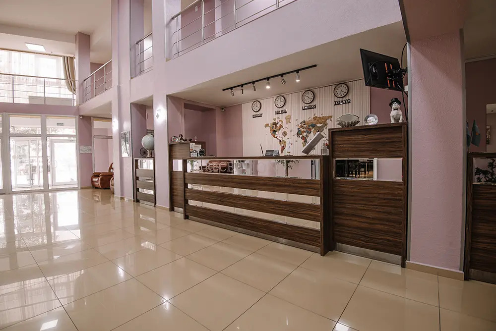 Островец: Sun Hotel