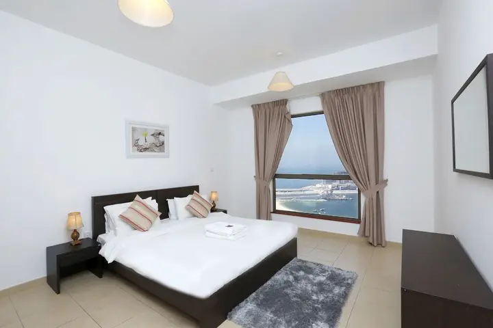 Дубай: Kennedy Towers - Amwaj 4