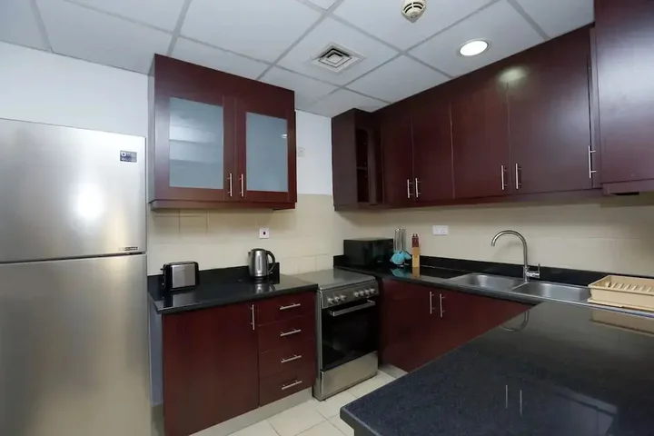 Дубай: Kennedy Towers - Amwaj 4