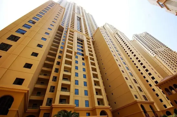 Дубай: Kennedy Towers - Amwaj 4