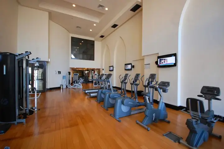 Дубай: Kennedy Towers - Attareen
