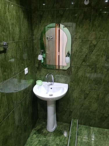 Боржоми: Guest House Zuriko